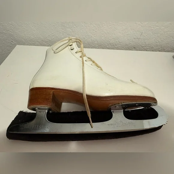 Riedel white Lace-Up Women's figure skates - Picture 10 of 14